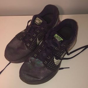 Nike woman’s Running shoes LUNARGLIDE 7 size 7.5